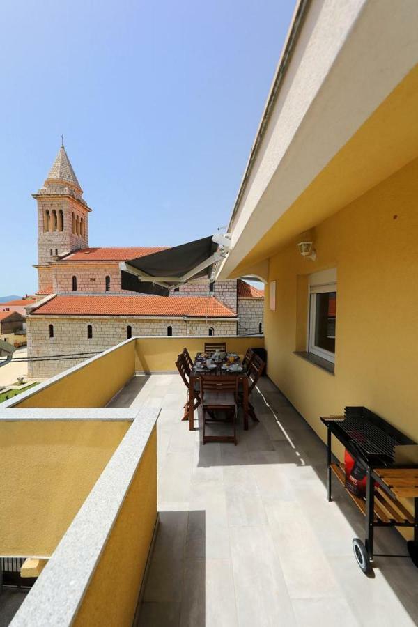 Luxury Apartment Rougemarin Pakostane Ngoại thất bức ảnh